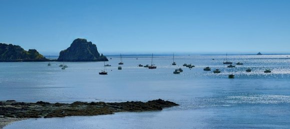 Apartamento de 3 dormitorios en Cancale, France No. 361104 20