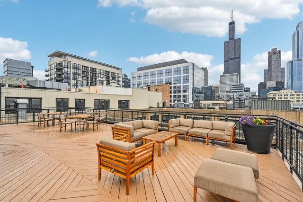 Studio in Chicago, USA No. 384013