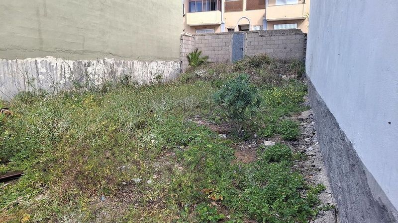 Terreno em Santa Cruz de Tenerife, Spain 140 m² N.º 244077