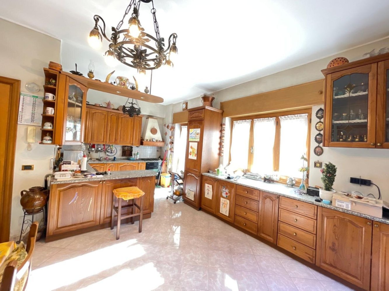 4غرفة شقة في Rome, Italy رقم 31449