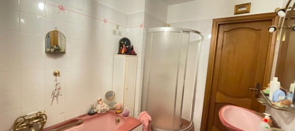 4غرفة شقة في Rome, Italy رقم 31449 26