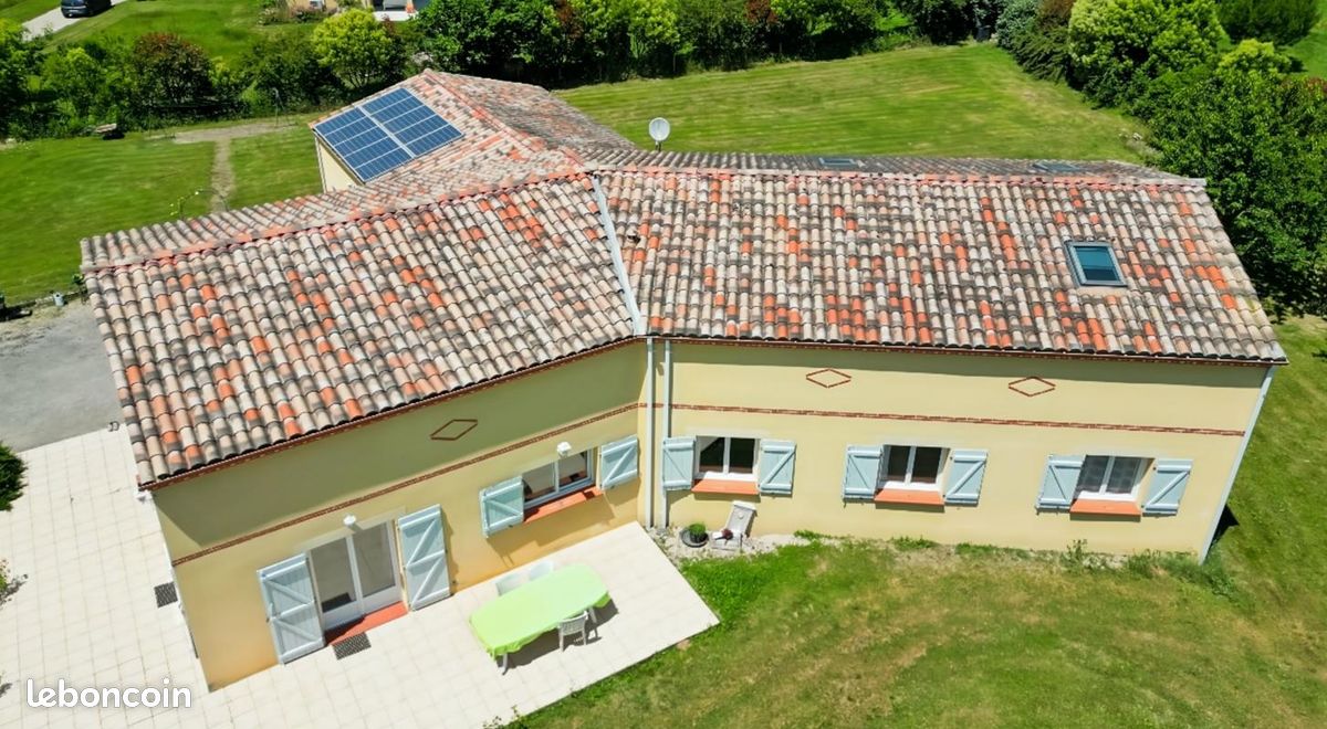 6 bedrooms House in Saint-Etienne-de-Tulmont, France No. 286538