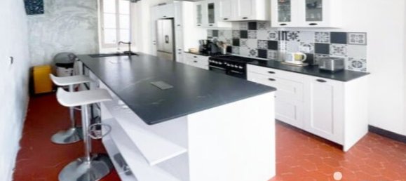 6 bedrooms House in Signes, France No. 292502 2