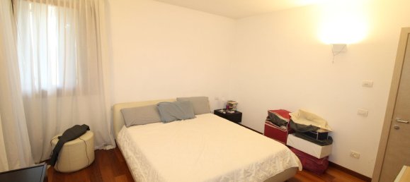 5 bedrooms House in Arzignano, Italy No. 326934 6