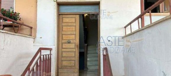 5 bedrooms Apartment in Sezze, Italy No. 360049 16