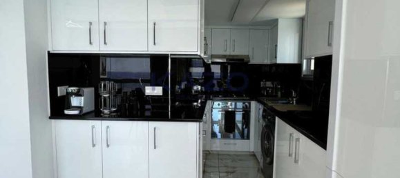 3 bedrooms Apartment in Germasogeia, Cyprus No. 13993 9