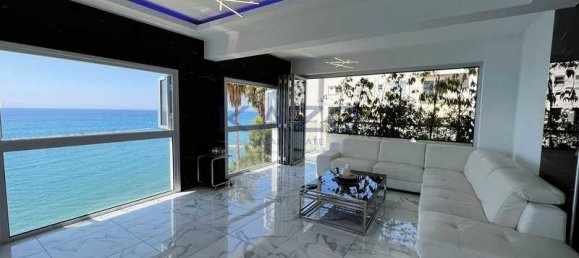 3 bedrooms Apartment in Germasogeia, Cyprus No. 13993 3