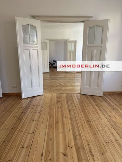 6 rooms House in Teltow-Flaming, Germany No. 259110