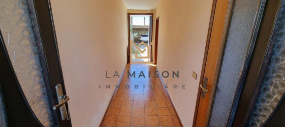 4 rooms House in Cavaso del Tomba, Italy No. 233826 5