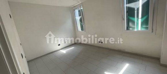 2 bedrooms House in Suzzara, Italy No. 91869 12