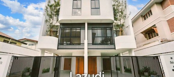 3 bedrooms Cafe / restaurant in Bangkok, Thailand No. 24380 2