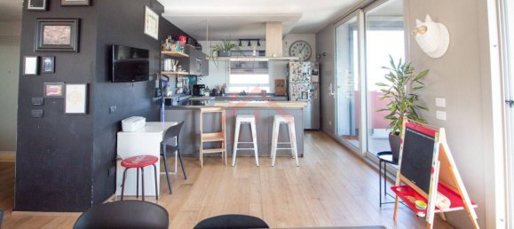 2 bedrooms Penthouse in Carpi, Italy No. 296669 7