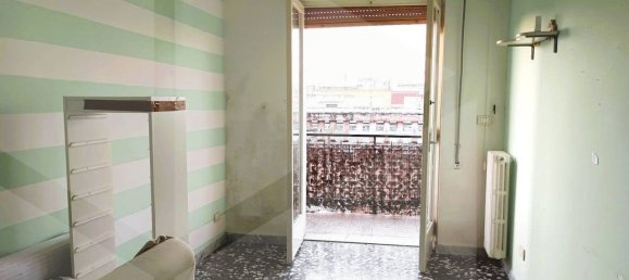 2 bedrooms Apartment in Bari, Italy No. 18259 10