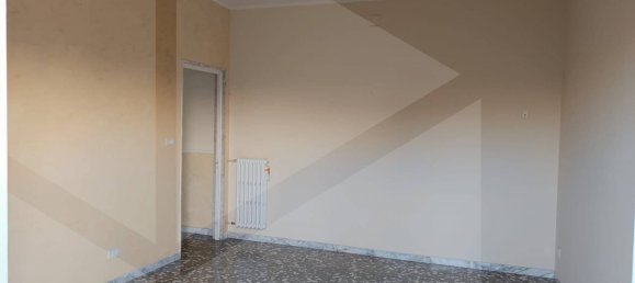 2 bedrooms Apartment in Bari, Italy No. 18259 2