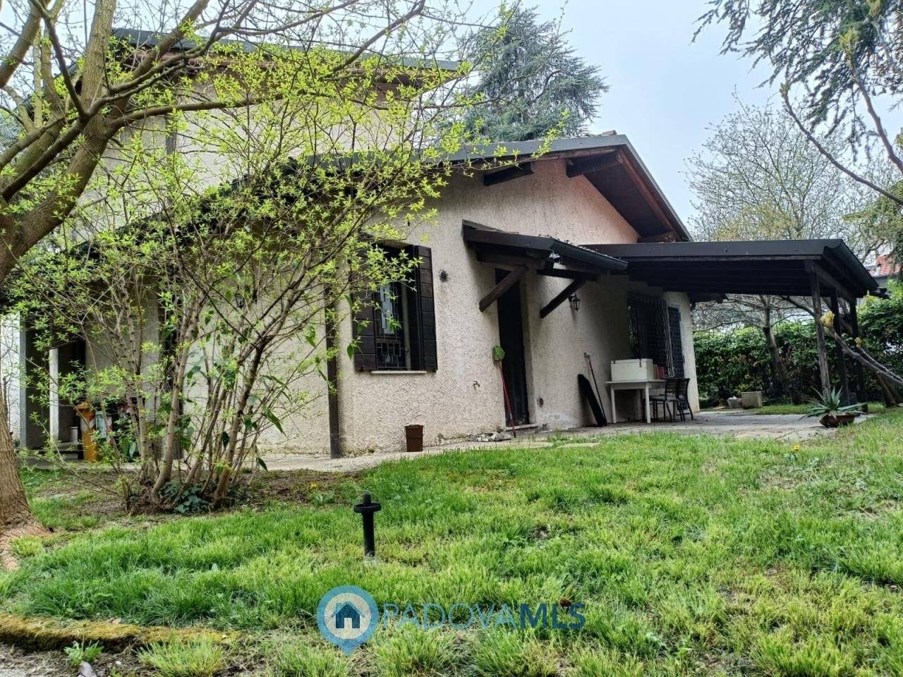 Вилла с 5 спальнями в Сельваццано Дентро, Италия № 367665