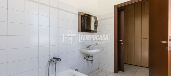 Apartamento T2 em Carugo, Italy N.º 354164 16