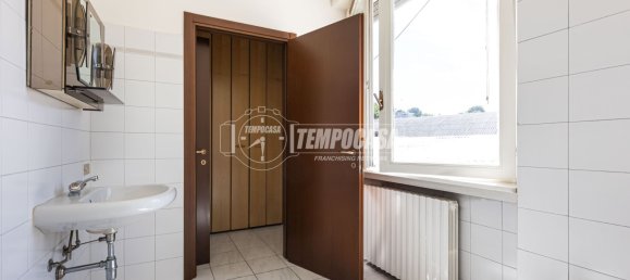 Apartamento T2 em Carugo, Italy N.º 354164 17