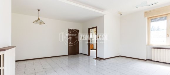 Apartamento T2 em Carugo, Italy N.º 354164 2