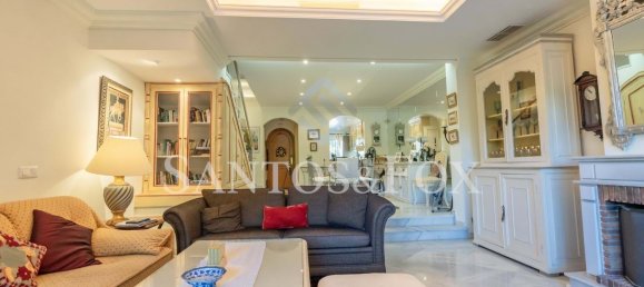 3 bedrooms Townhouse in Marbella, Spain No. 67275 4