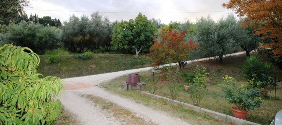 5 bedrooms Apartment in Potenza Picena, Italy No. 351508 12