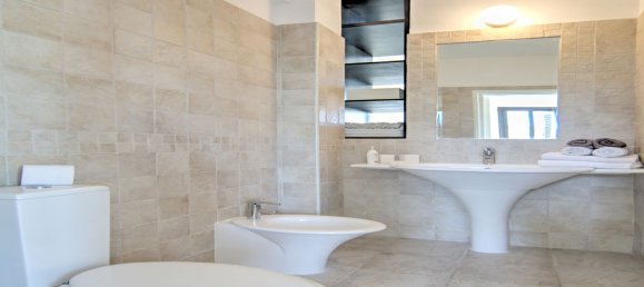 3 bedrooms Villa in Polis, Cyprus No. 6045 14