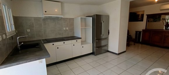 2 bedrooms House in Lesparre-Medoc, France No. 95761 5