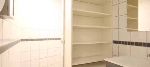 2 bedrooms House in Lesparre-Medoc, France No. 95761 12