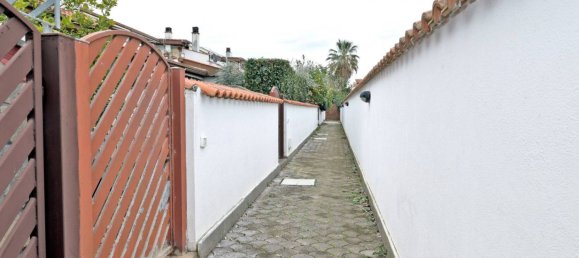 4 Schlafzimmer Haus in Pomezia, Italy, Nr. 267864 26