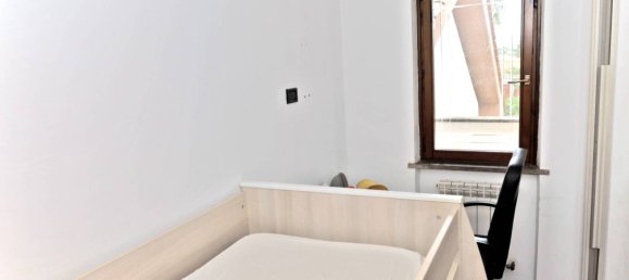 4 Schlafzimmer Haus in Pomezia, Italy, Nr. 267864 11