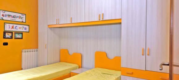 4 Schlafzimmer Haus in Pomezia, Italy, Nr. 267864 9