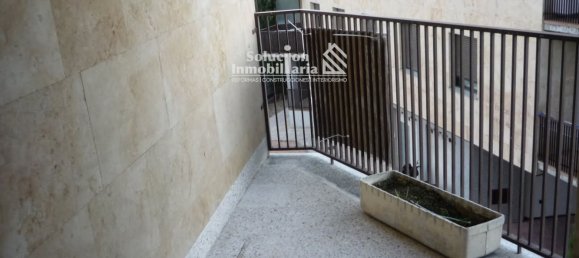 Apartamento de 3 dormitorios en Villares de la Reina, Spain No. 19774 25