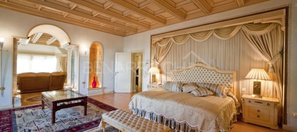 4 bedrooms Villa in Marbella, Spain No. 112438 2