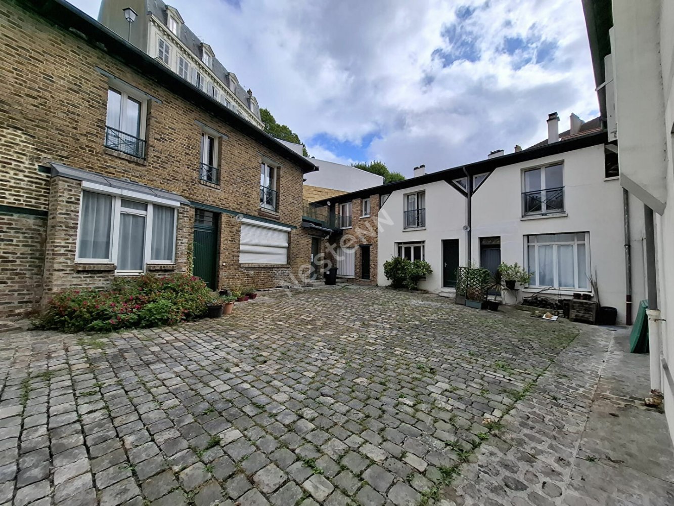 Студия в Понтуаз, Франция № 345886