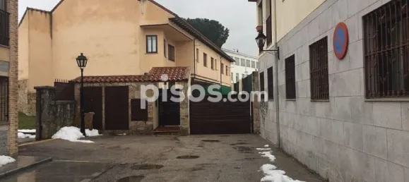 2 Schlafzimmer Doppelhaus in Madrid, Spain, Nr. 139320 14