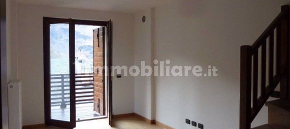 Apartamento de 3 dormitorios en Varzo, Italy No. 51557 4