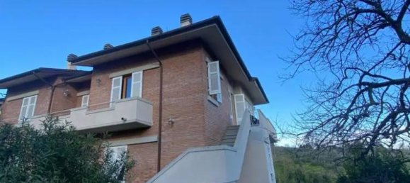 Apartamento de 5 habitaciónes en Vinci, Italy No. 146446 18