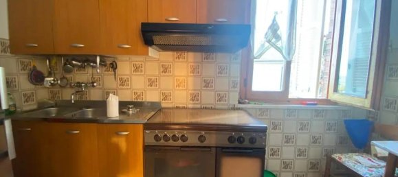 Apartamento de 5 habitaciónes en Vinci, Italy No. 146446 10