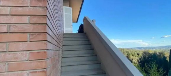 Apartamento de 5 habitaciónes en Vinci, Italy No. 146446 17