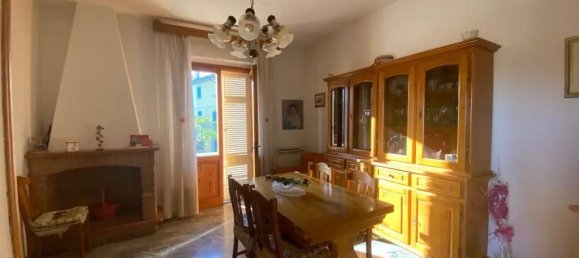 Apartamento de 5 habitaciónes en Vinci, Italy No. 146446 35