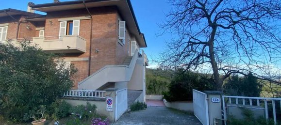 Apartamento de 5 habitaciónes en Vinci, Italy No. 146446 15