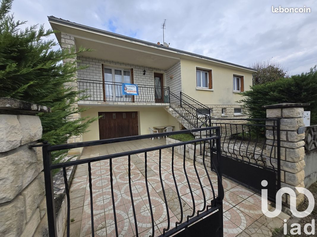 4 rooms House in Velles, France No. 216609
