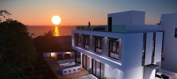 4 bedrooms Villa in Paralimni, Cyprus No. 5565 6