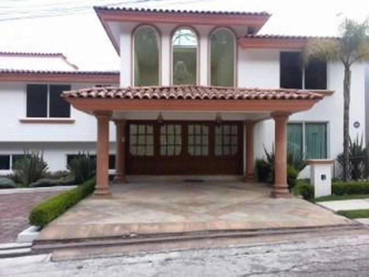 Casa de 3 dormitorios en Ciudad López Mateos, Mexico No. 227901