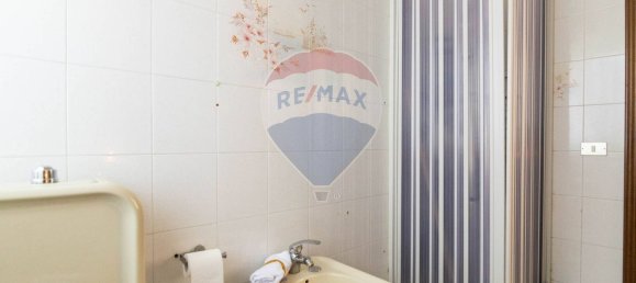 5 rooms Apartment in Catania, Italy No. 232930 18