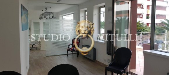 5غرفة مكتب في Bari, Italy رقم 118633 21