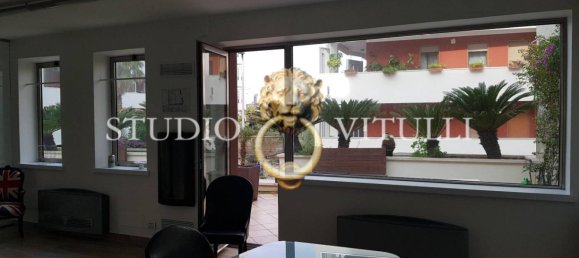 5غرفة مكتب في Bari, Italy رقم 118633 23