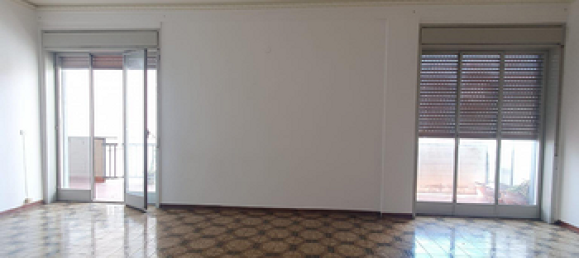 6 rooms Apartment in Lentini, Italy No. 309553 2