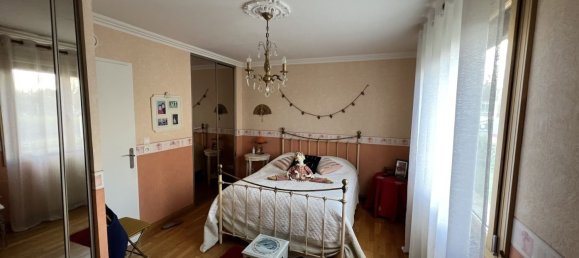 Casa de 3 dormitorios en Chasne-sur-Illet, France No. 201709 6