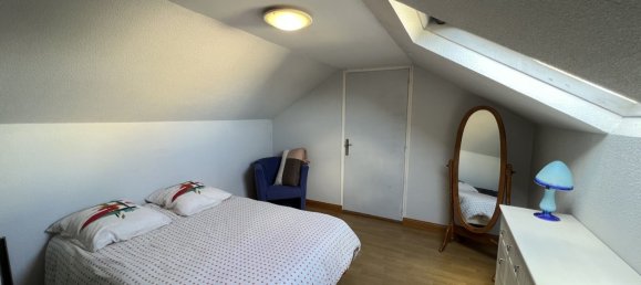 Casa de 3 dormitorios en Chasne-sur-Illet, France No. 201709 8