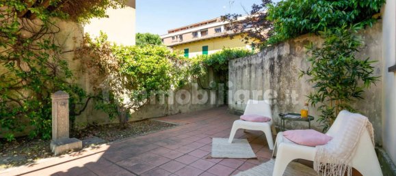 Дом с 4 спальнями в Болонья, Италия № 322916 2